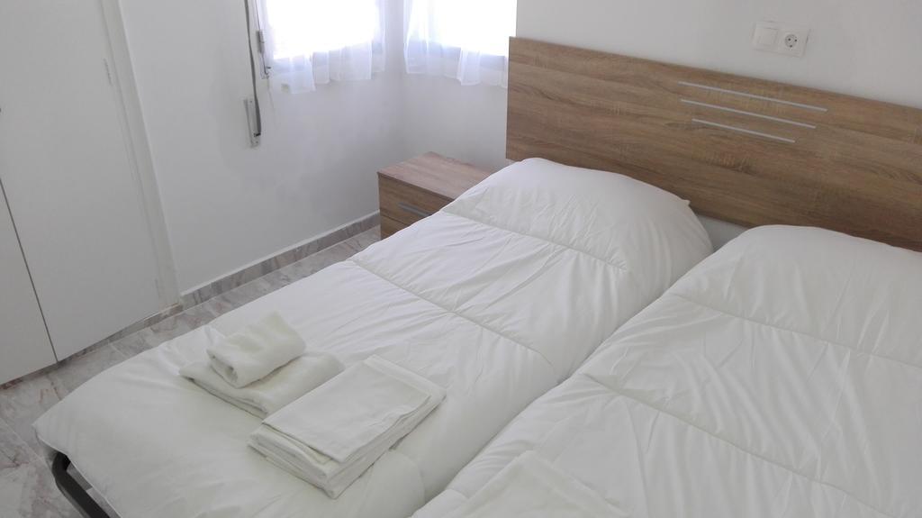 Apartamentos Los Caballos Benidorm Exterior photo
